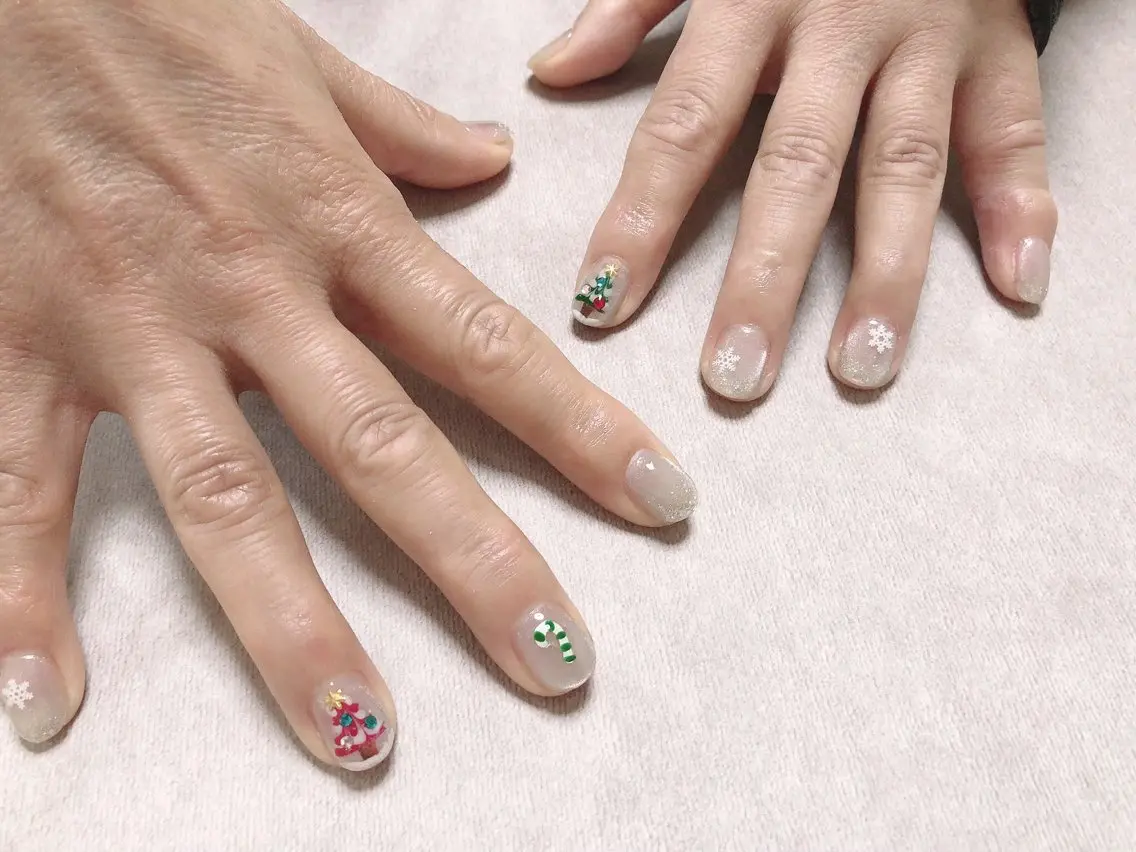 ネイル ハンドネイル mano nella manoのネイルデザイン