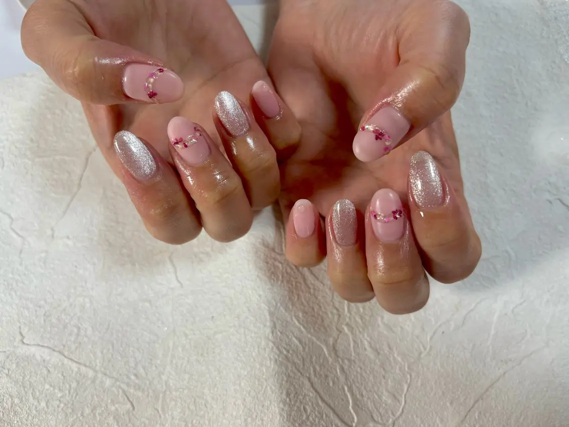 ネイル オーロラネイル フラワーネイル フットネイル フレンチネイル ジェルネイル ハンドネイル kiki nail たまプラーザのネイルデザイン