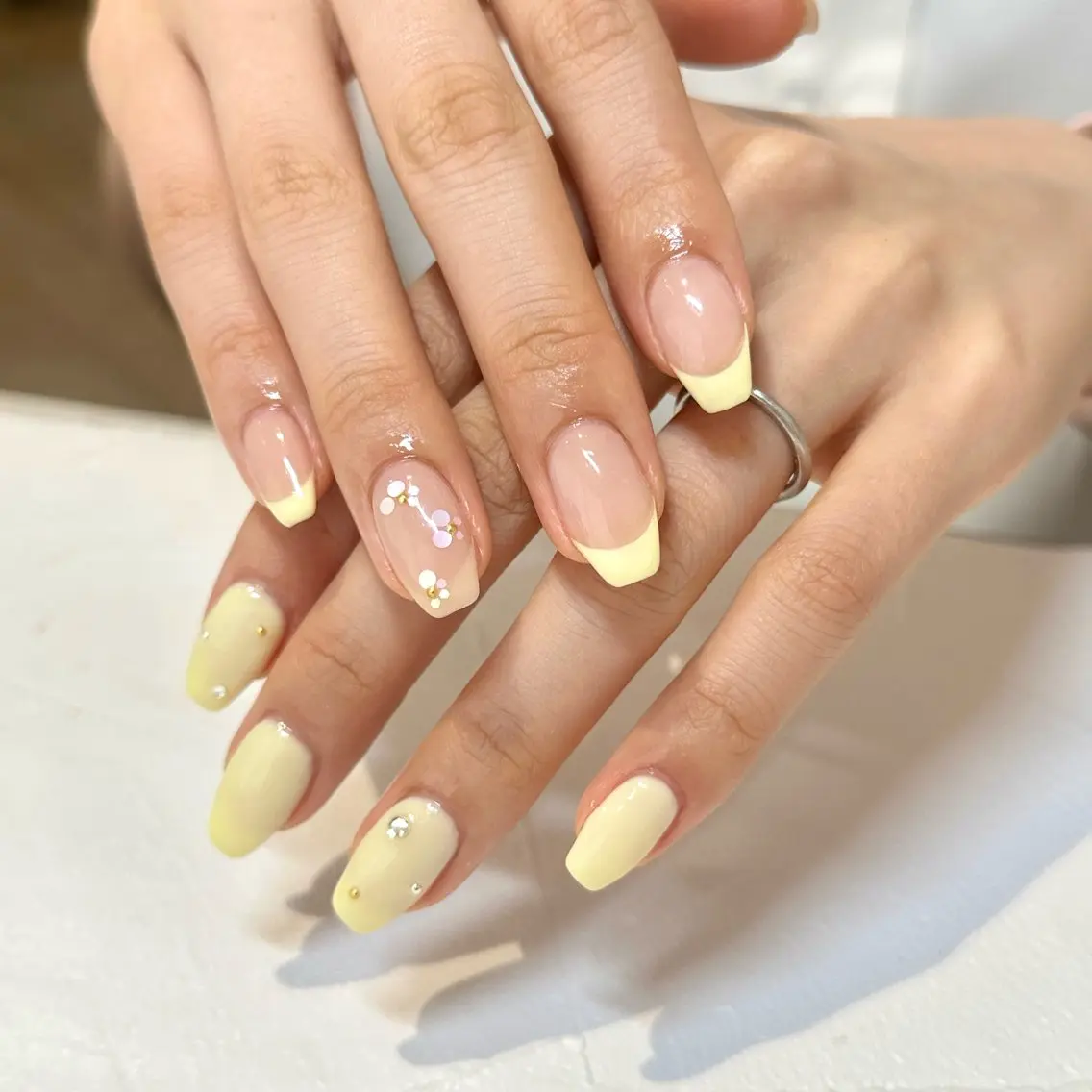 ネイル ハンドネイル ひらい さなのネイルデザイン