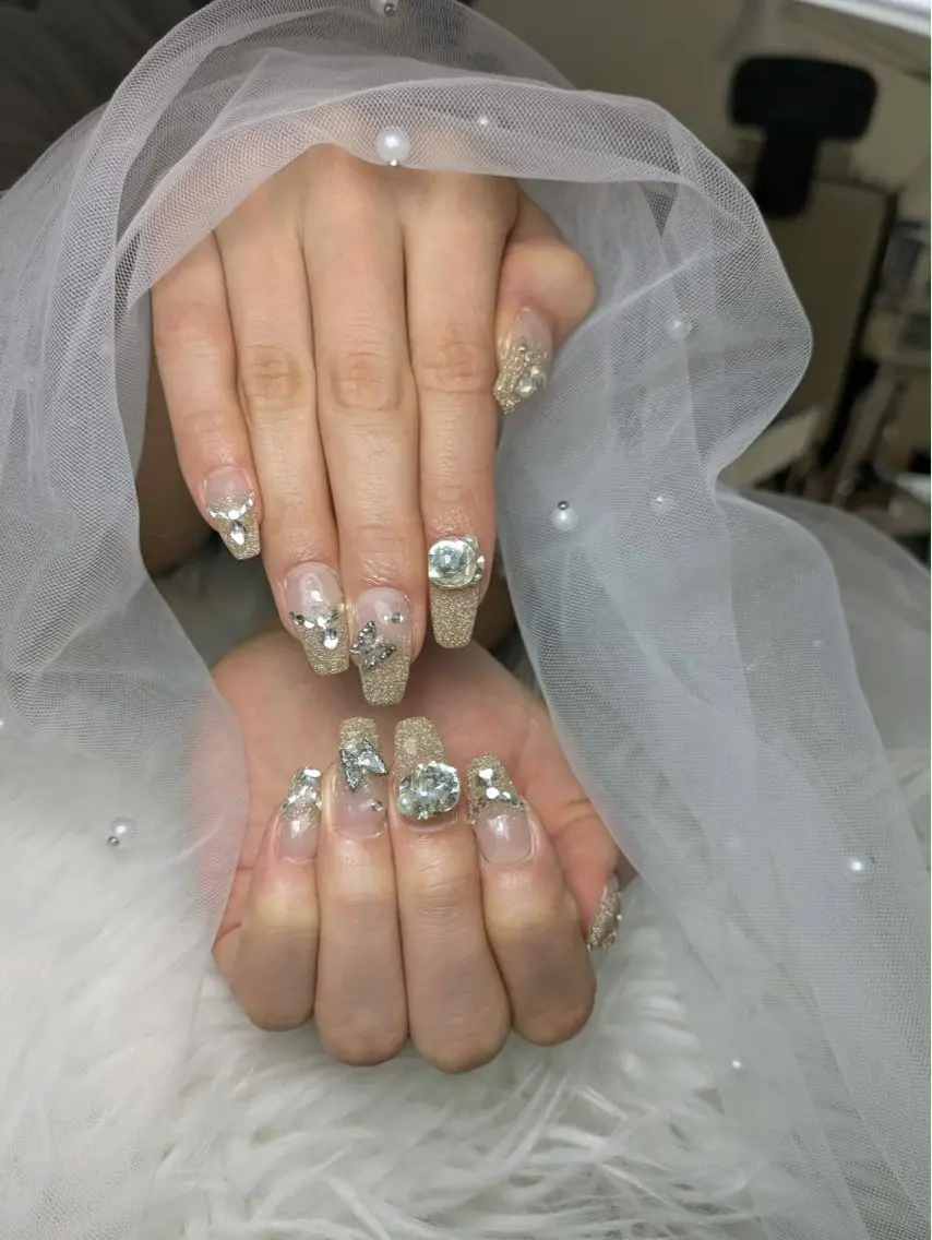 ネイル Queen Nail 柏店　クイーンネイルのネイルデザイン
