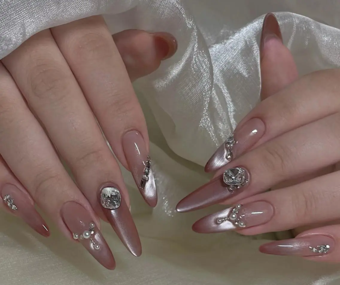 ネイル ハンドネイル ハンドケア 🍑 momo_nailのネイルデザイン