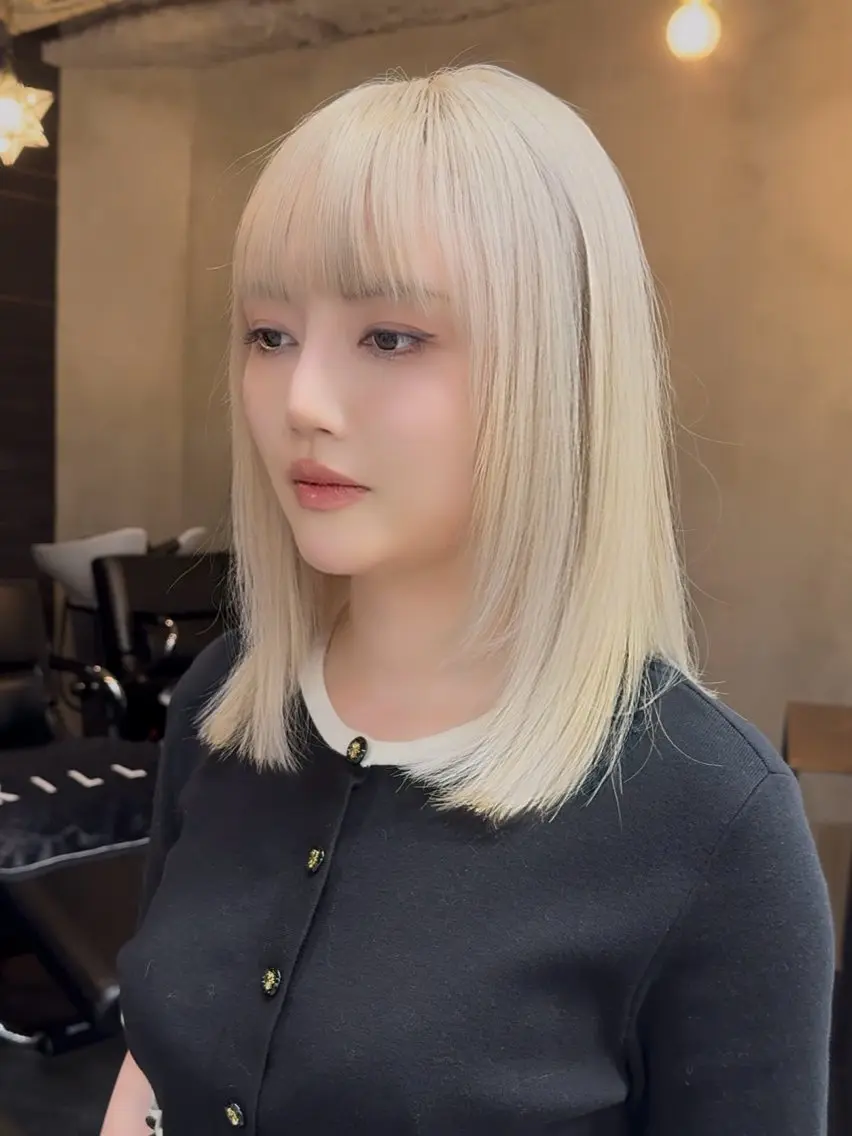 ミディアム レイヤーカット ブリーチダブルカラー ハイライト/山本喜熙のヘアスタイル