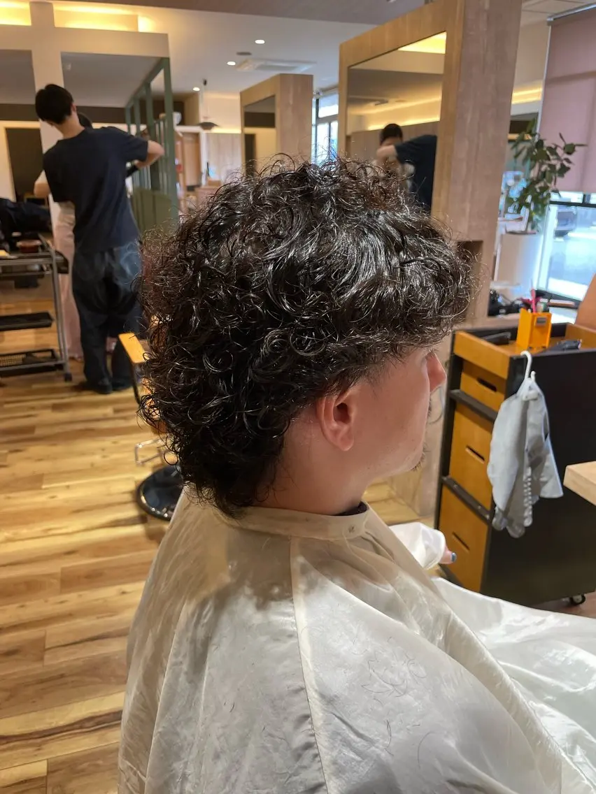 パーマ 及木 あおいのヘアスタイル