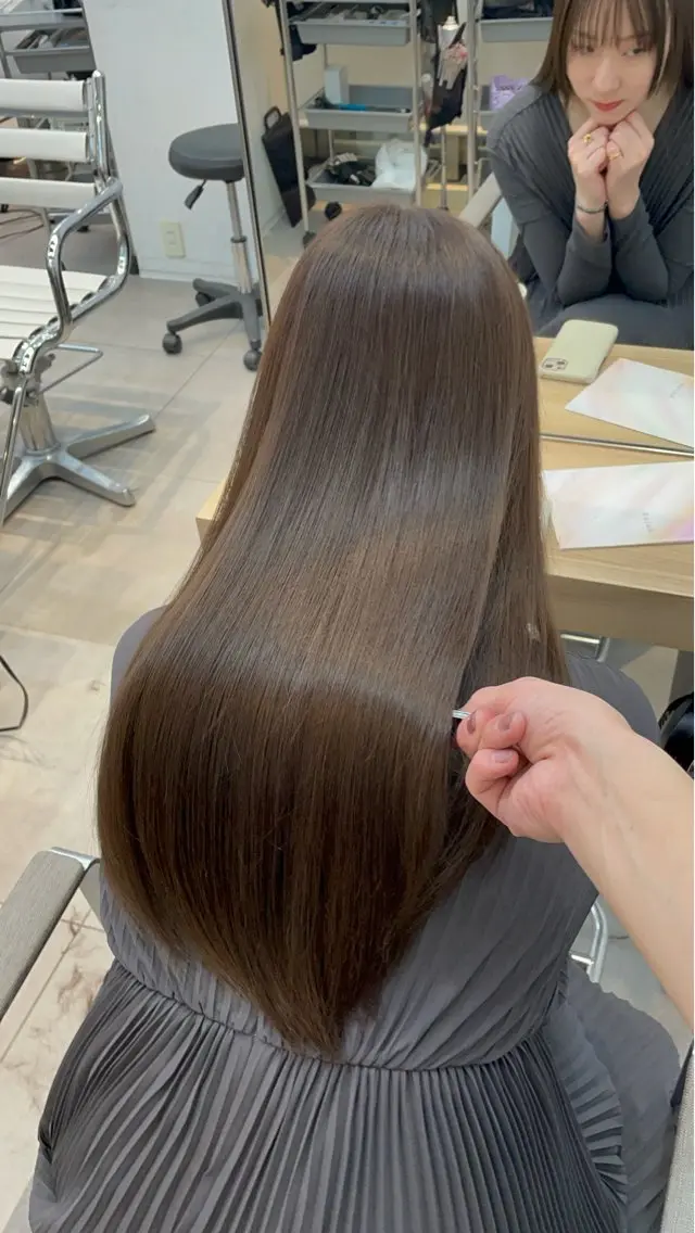 ロング カラー 髪質改善 ✨髪質改善✨美髪 矯正🫧小泉のヘアスタイル