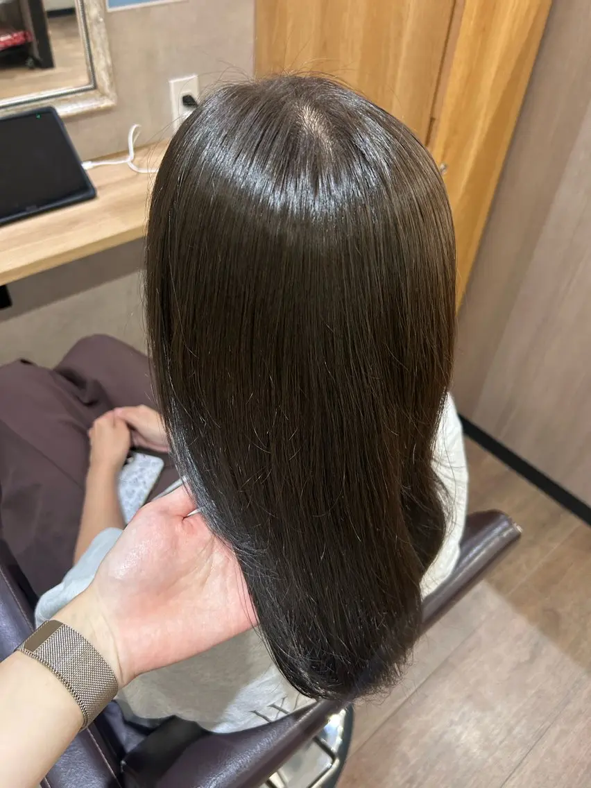 カラー ベージュカラー 透明感カラー オリーブベージュ ヘアカラー トリートメント 🎀natsuki /ブリーチカラー🎀のヘアスタイル