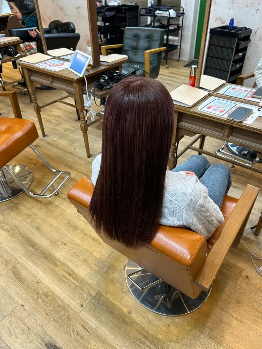 ロング カット ヘアカラー トリートメント ✨縮毛矯正✨艶髪✨️ 髪質改善✨鴻巣✨️のヘアスタイル
