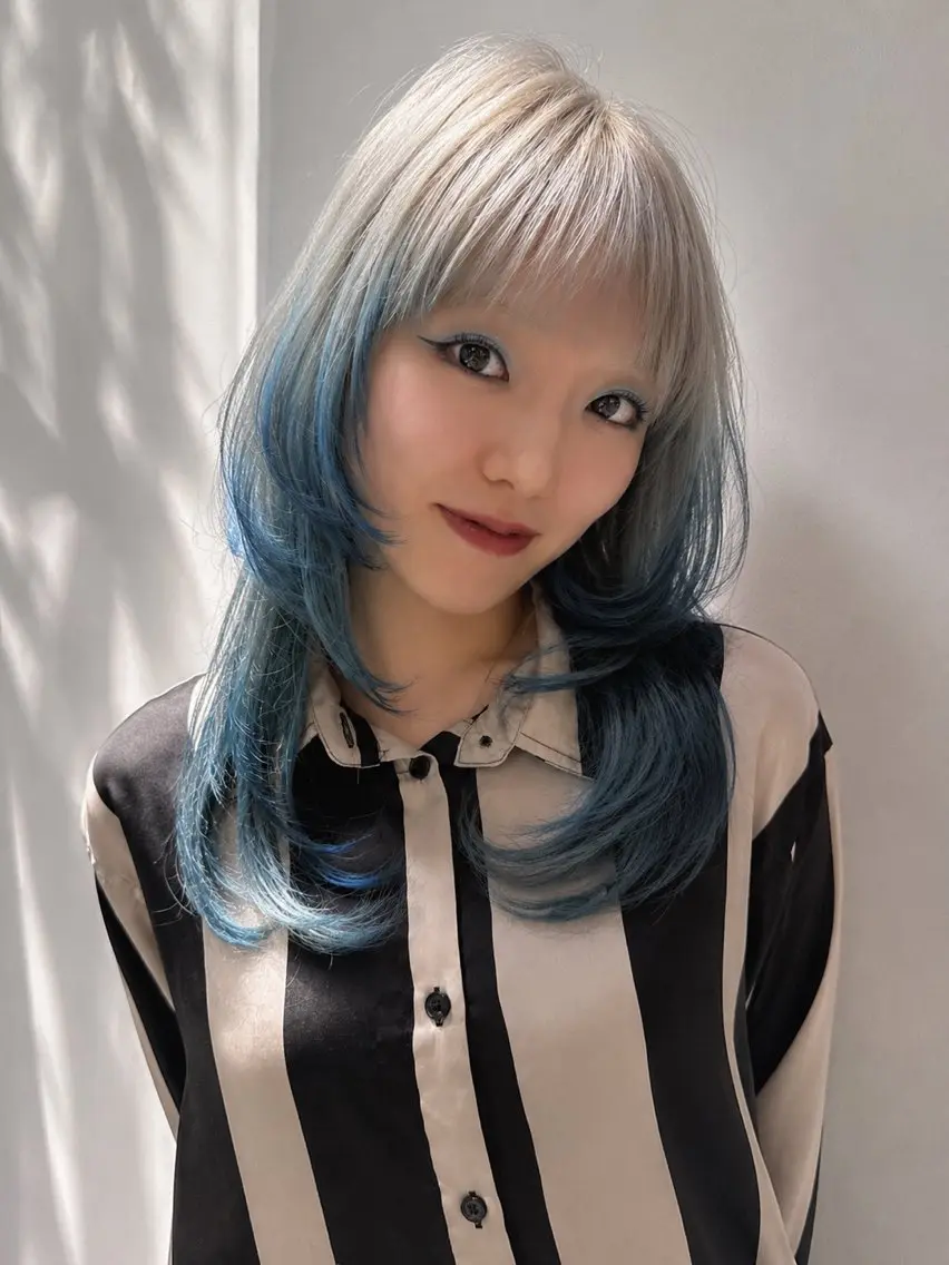 ロング カラー ブルーカラー デザインカラー シルバー ハッシュカット カット ヘアカラー トリートメント 銀座/ハイレイヤー/ 艶髪カラー/田中颯士のヘアスタイル