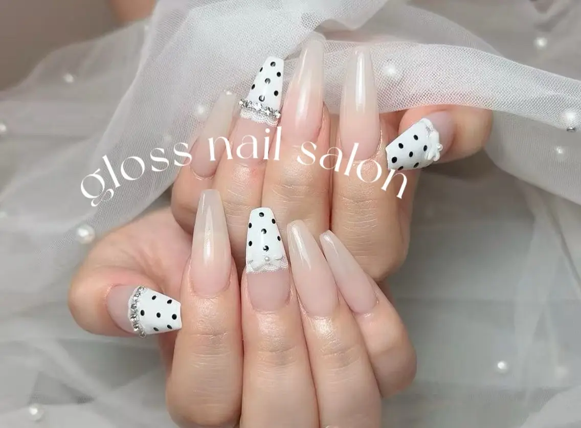 ネイル ハンドネイル ゆり🌷 gloss nailのネイルデザイン