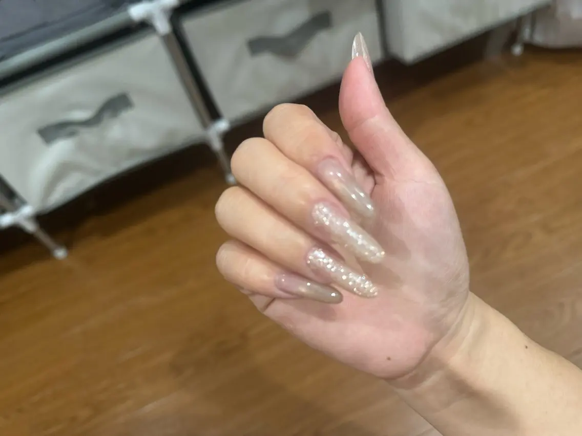 ネイル カク レイシンのネイルデザイン
