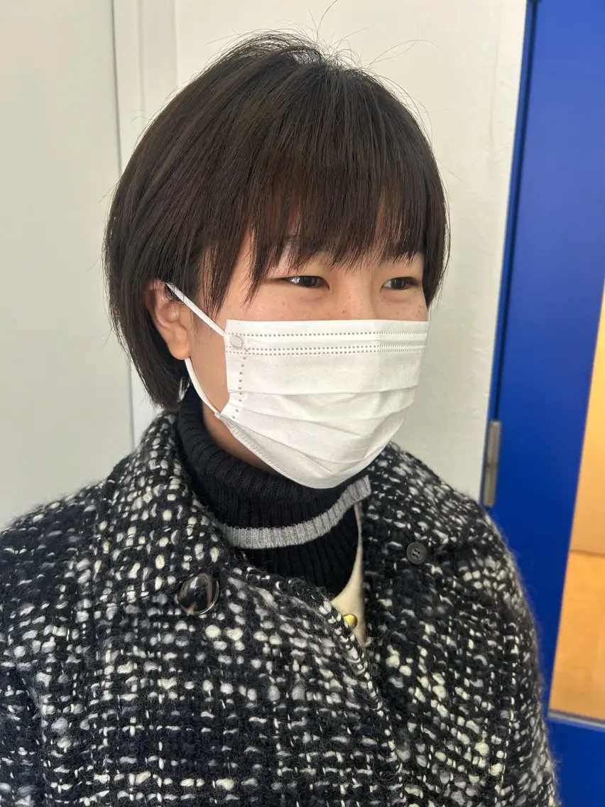 ショート カラー 久木原 ゆりのヘアスタイル