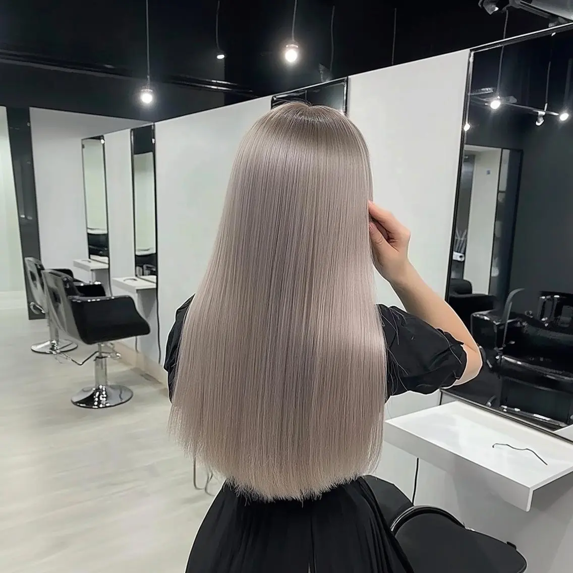 カラー corazon ブリーチのヘアスタイル