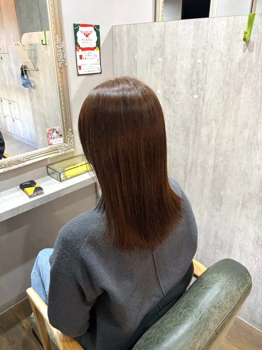 セミロング ヘアカラー あゆな /髪質改善/泉大津のヘアスタイル