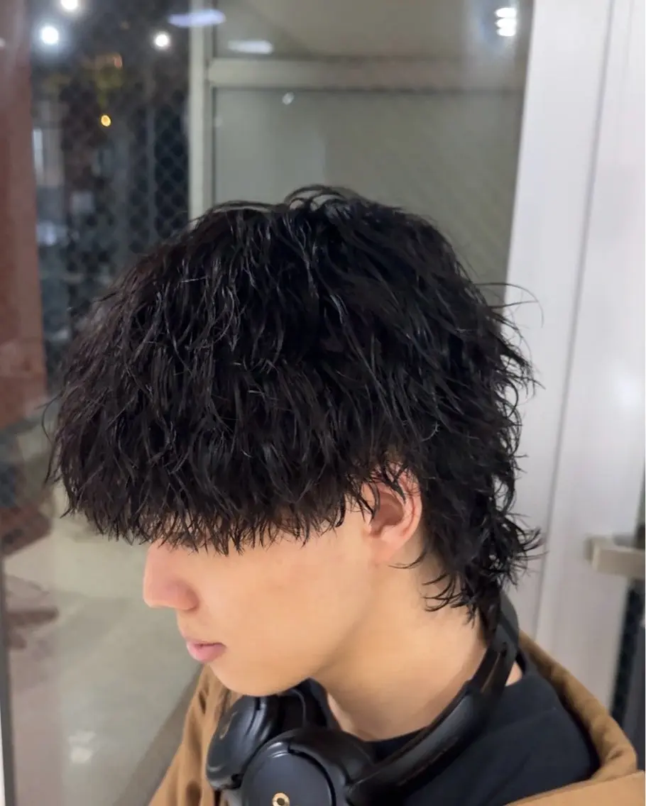 パーマ メンズ メンズパーマ ツイストスパイラルパーマ スパイラルパーマ カット パーマ fifth 堀内新史のヘアスタイル