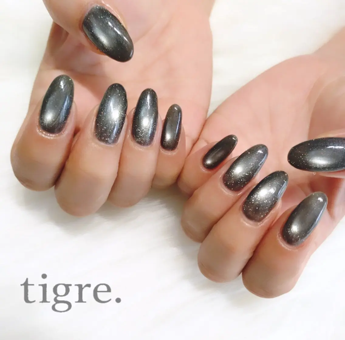 ネイル ハンドネイル tigre .のネイルデザイン