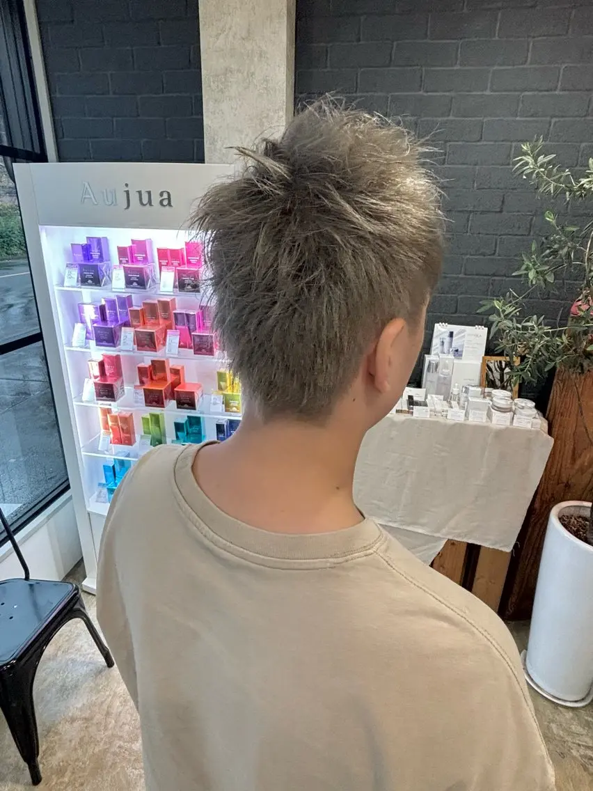 ショート カラー メンズ ヤマグチ ユキナのヘアスタイル