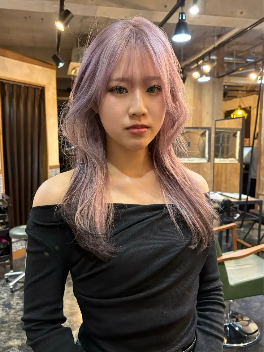 セミロング ヘアカラー 褒められる ハイトーン⭐️カノンのヘアスタイル
