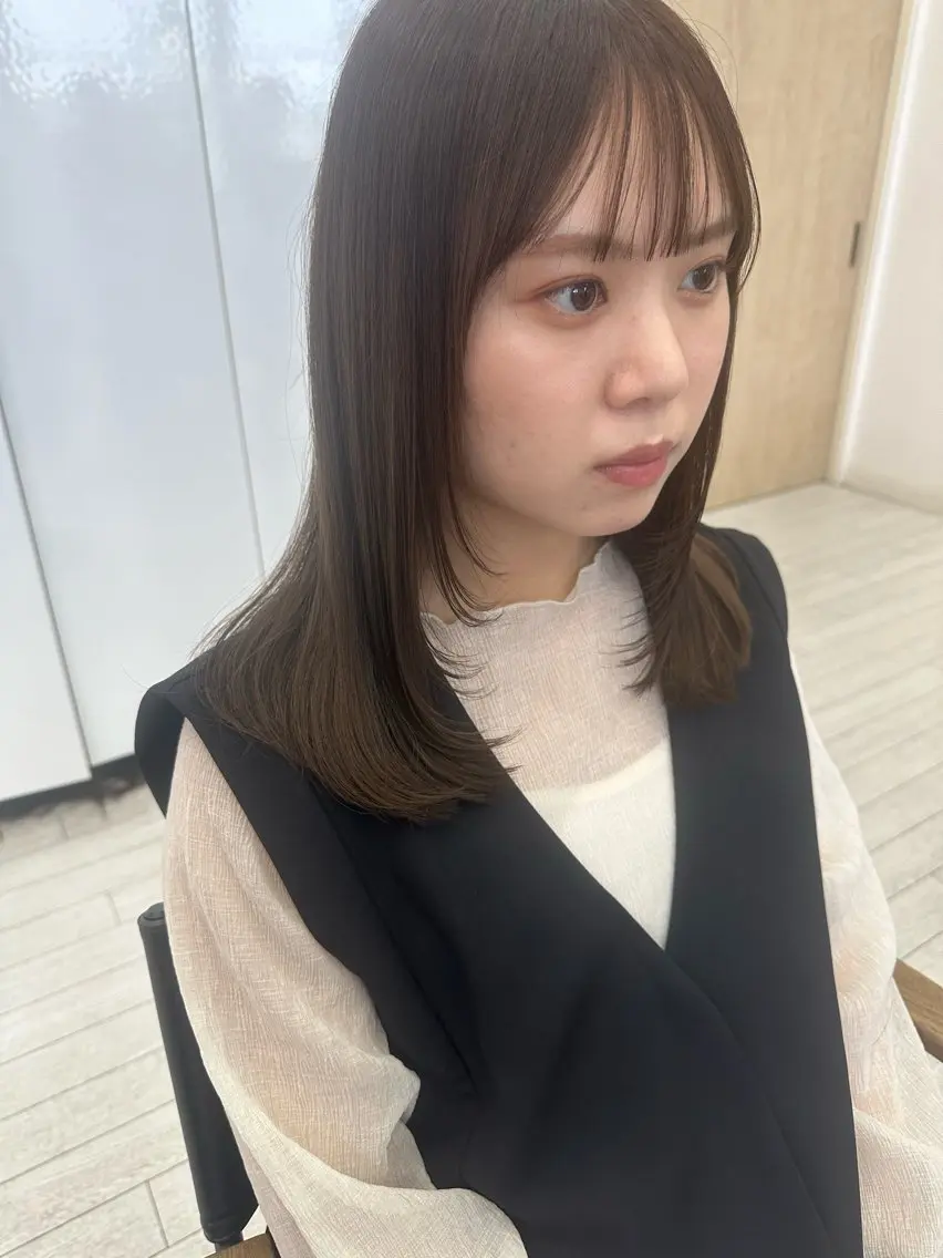 【質感向上!】カット+酸性ストレートの写真
