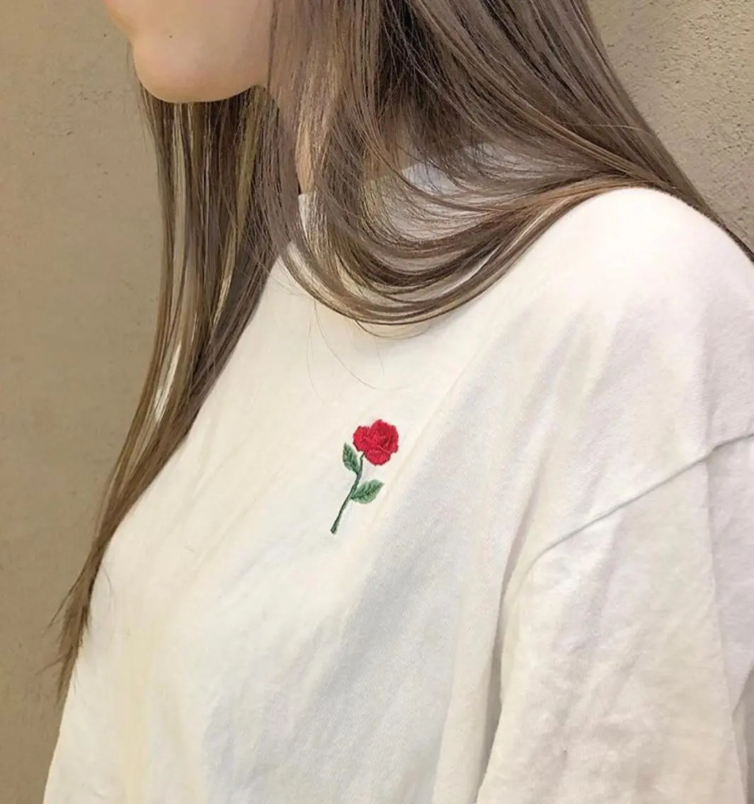 カラー ブリーチ カット ヘアカラー トリートメント ウルフカット 811 大阪梅田 ウルフのヘアスタイル