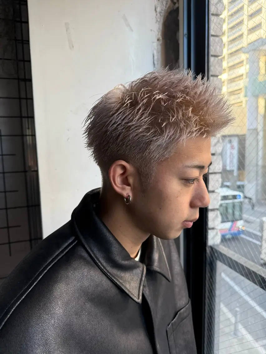ショート ショートヘア 赤木 俊太のヘアスタイル