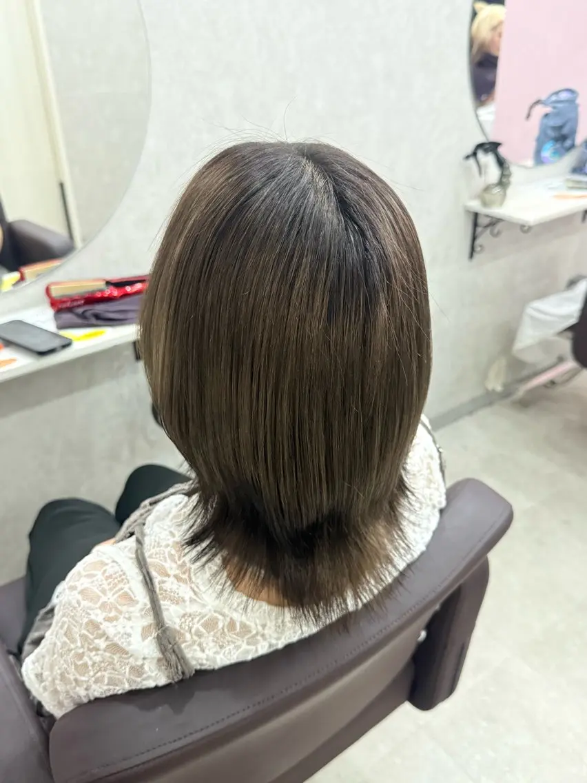 カラー 💙関 愛菜💙のヘアスタイル