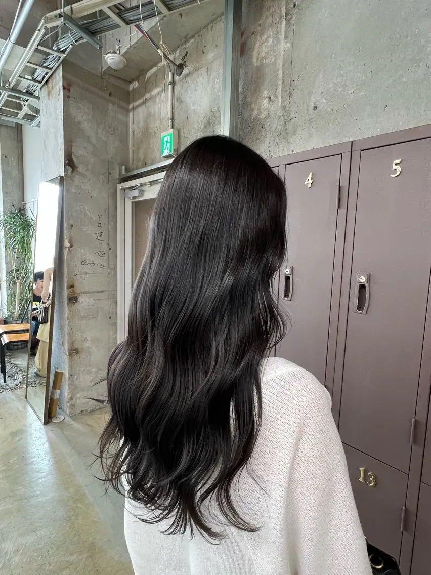 ロング カラー 透明感カラー グレージュ azumi/グレー ジュ/オリーブ/縮毛のヘアスタイル
