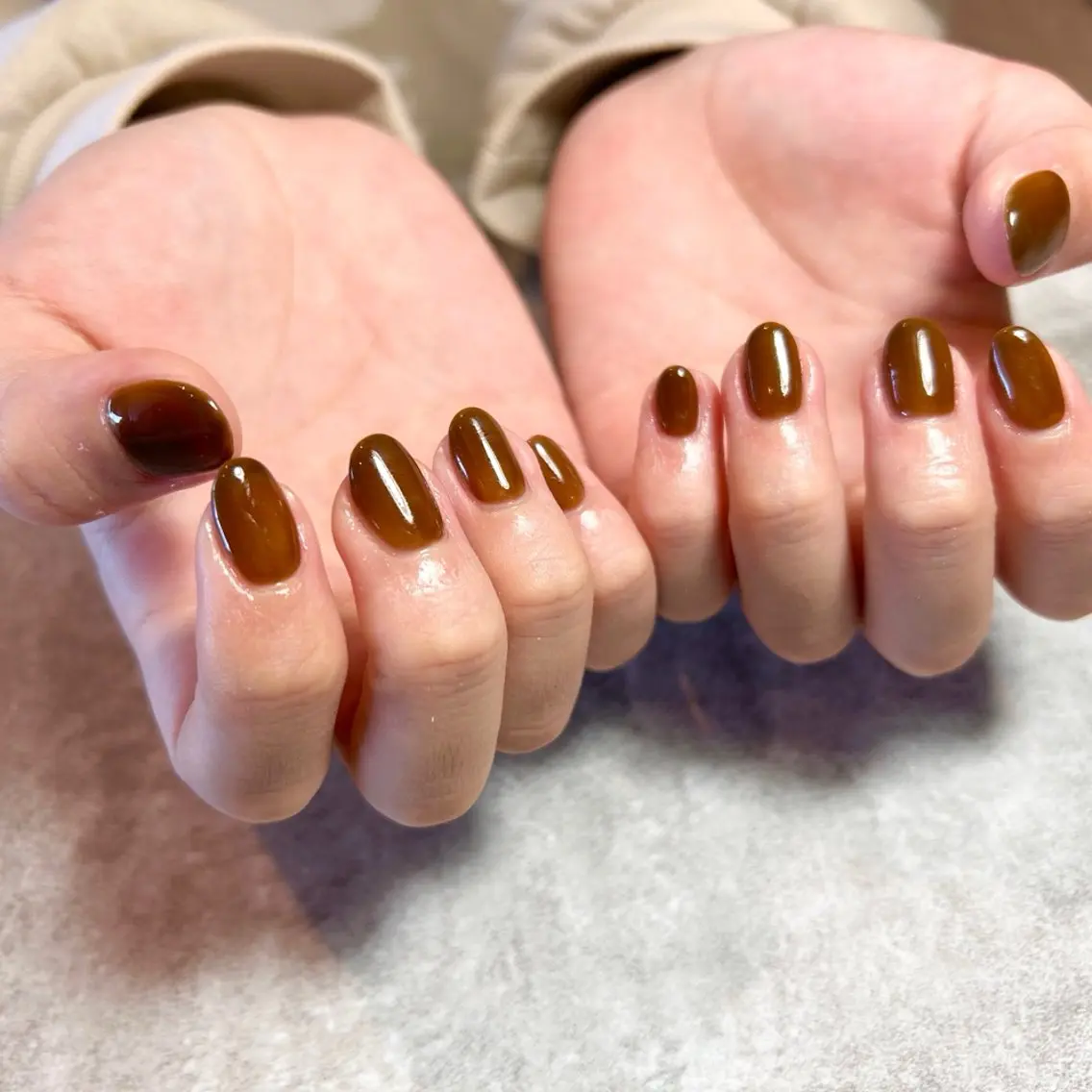 ネイル ブラウン ワンカラーネイル Adore nailのネイルデザイン