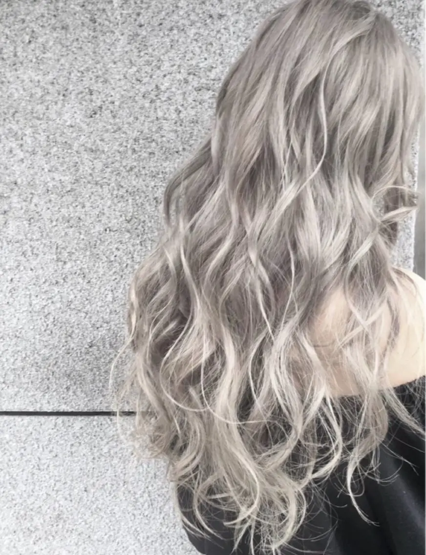 ロング 橘 ゆきののヘアスタイル