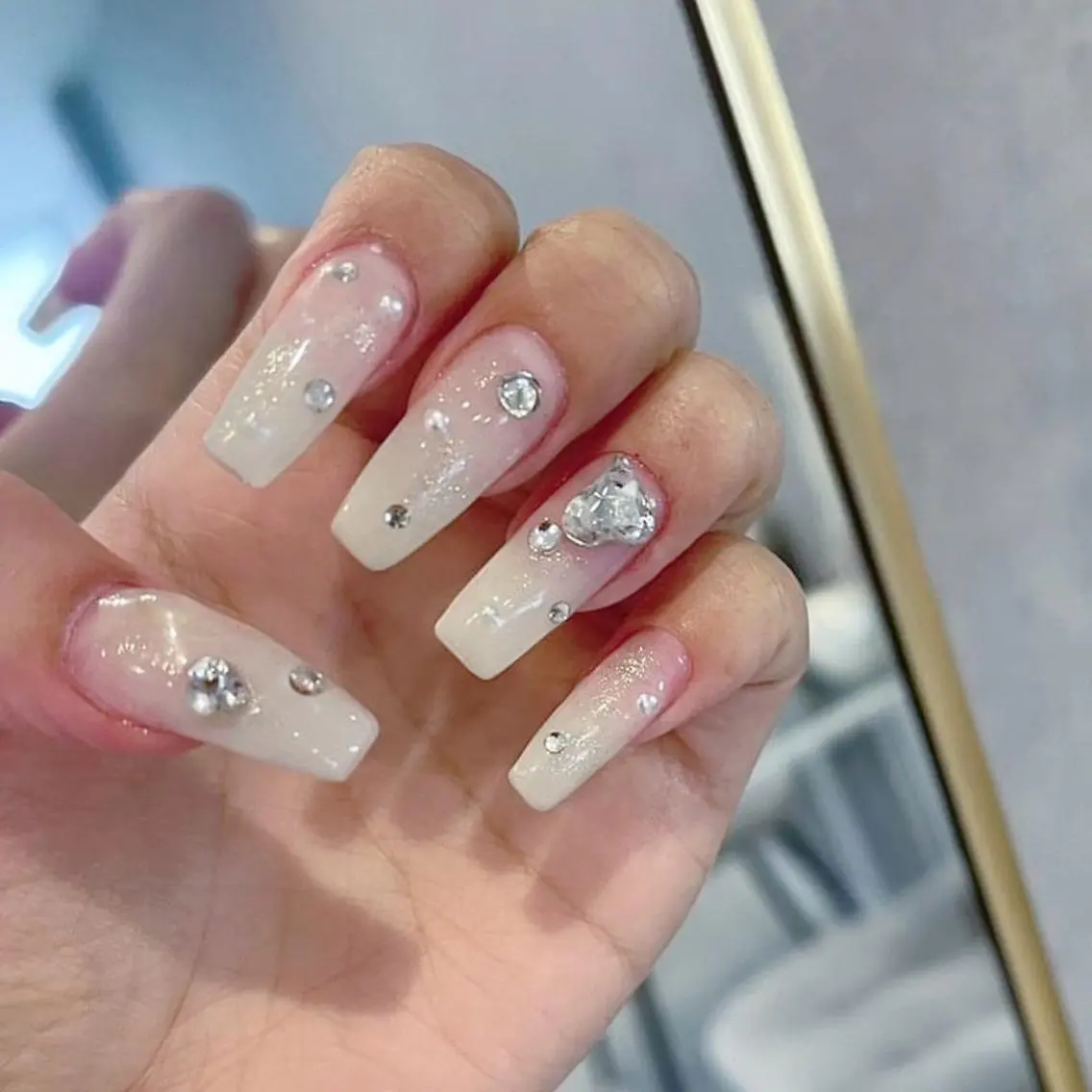 ネイル EMU NAILのネイルデザイン