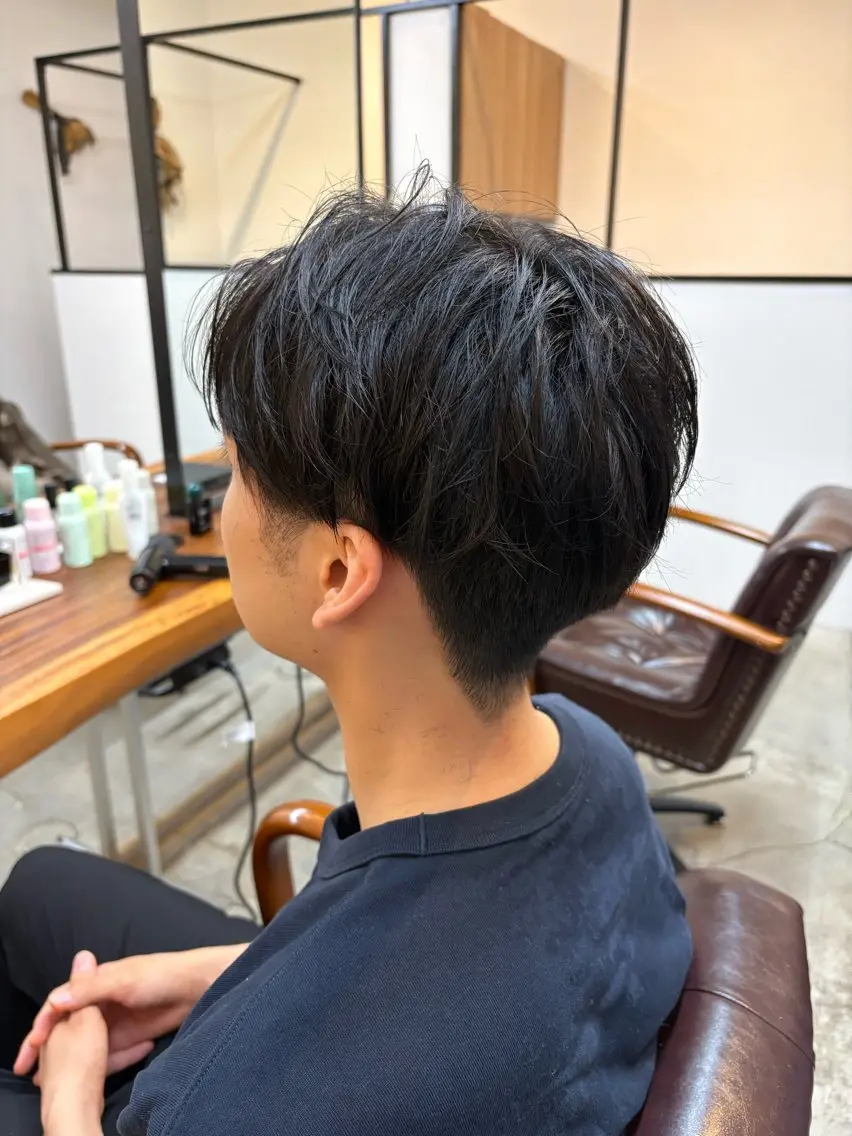 ショート メンズ センターパート 吉沢 史翔のヘアスタイル