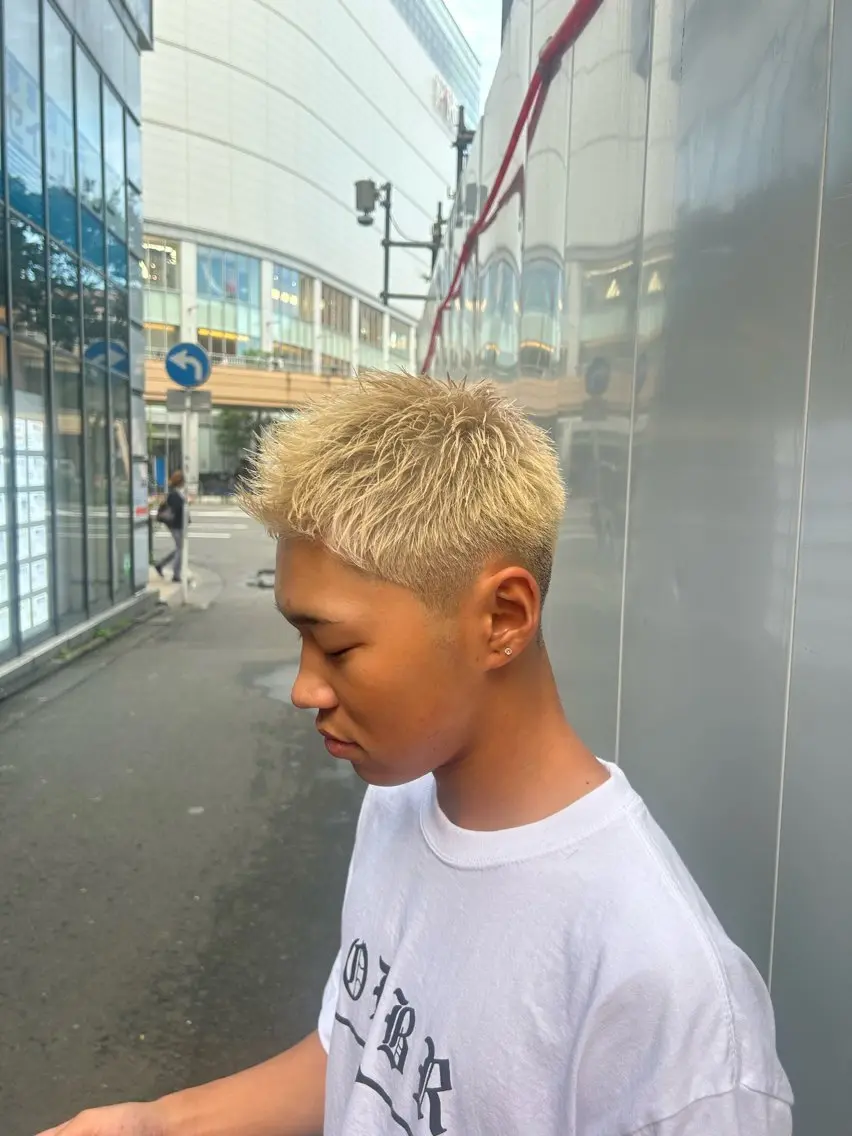 ショート 雫石 憲資のヘアスタイル
