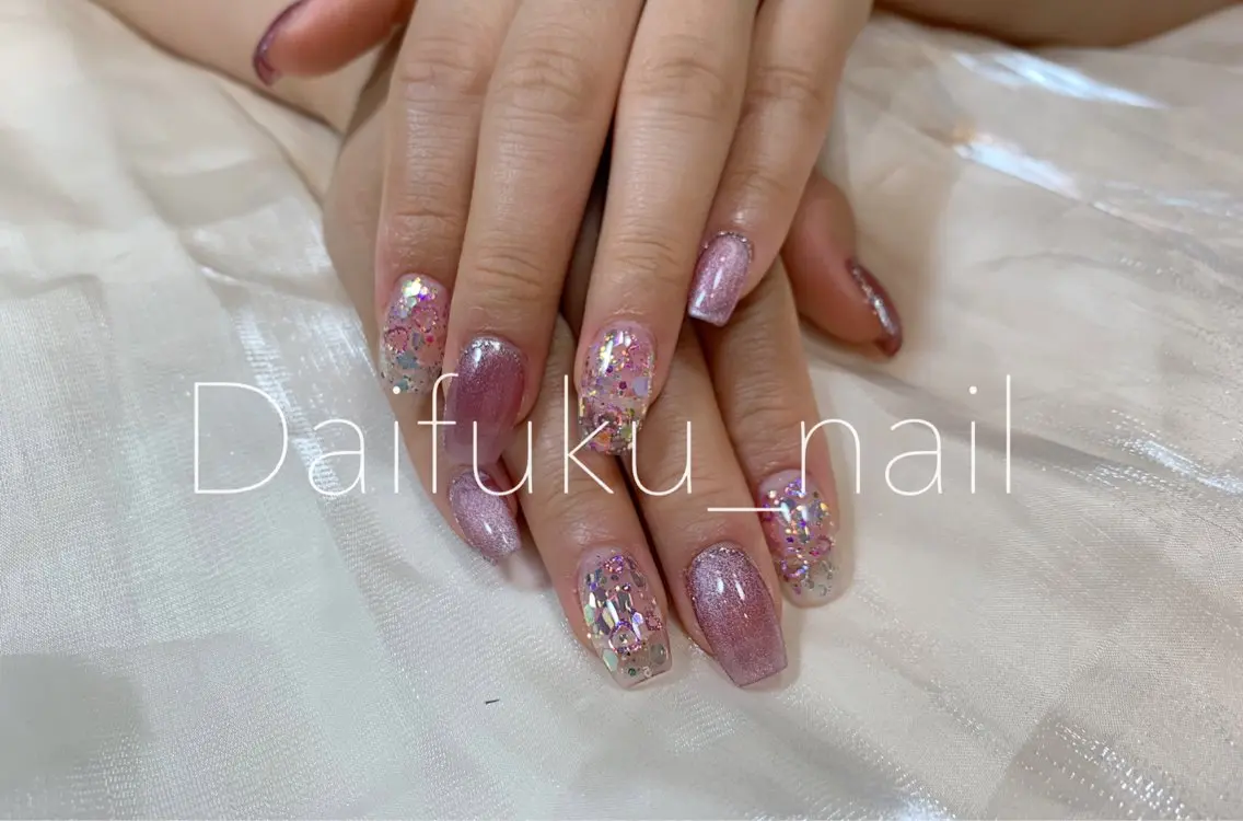 ミディアム ハンドネイル Daifuku nailsのネイルデザイン