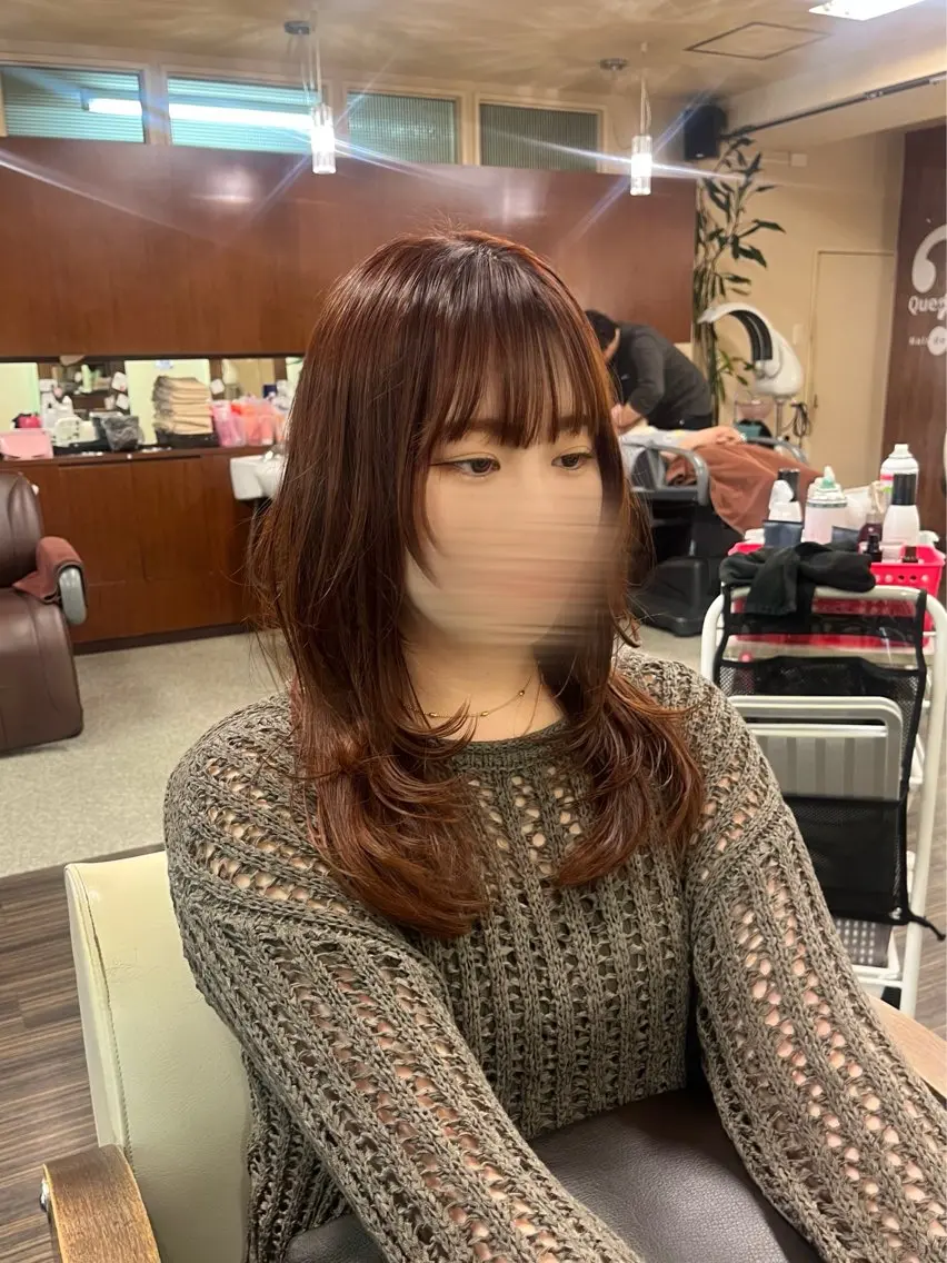 セミロング カラー 韓国レイヤー ☁️🫧森ハリス誠一のヘアスタイル