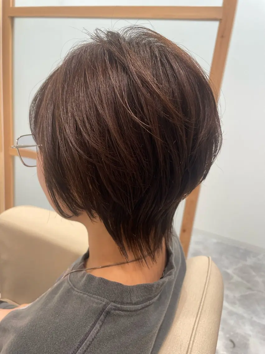 ショート カット ヘアカラー トリートメント 村上 祐香のヘアスタイル