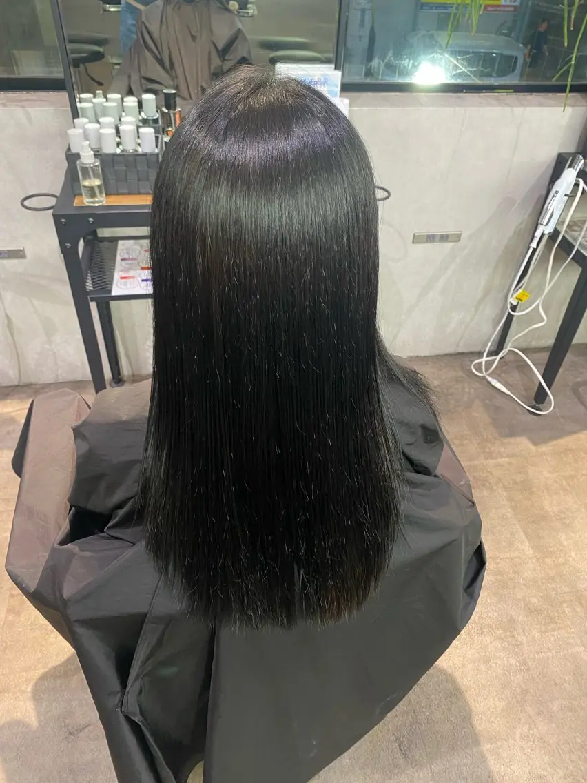 ロング カラー 黒髪 ブルーカラー ブルーブラック カット ヘアカラー 透明感カラー🫧🎀 まりなのヘアスタイル