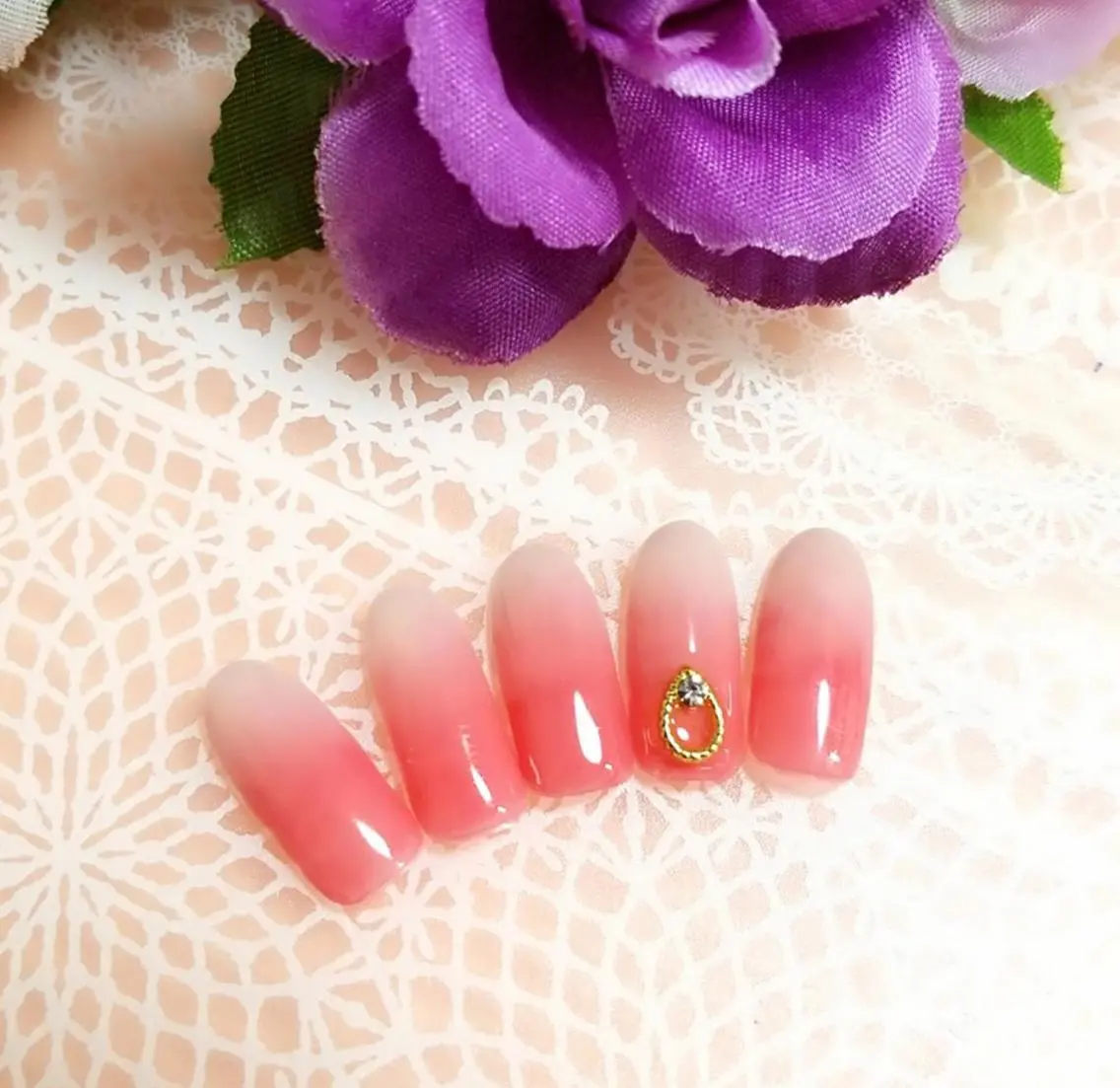 ネイル グラデーション nail salon ipuniのネイルデザイン