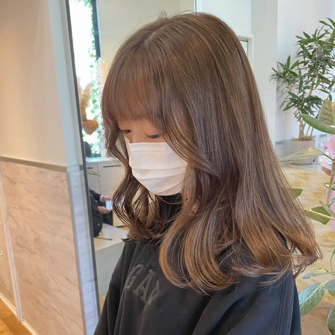 ミディアム カラー ベージュカラー ブリーチ ブリーチなしカラー くびれヘア サイドバング 🫧透明感ヘア🫧 🧸竹花　彩希🧸のヘアスタイル