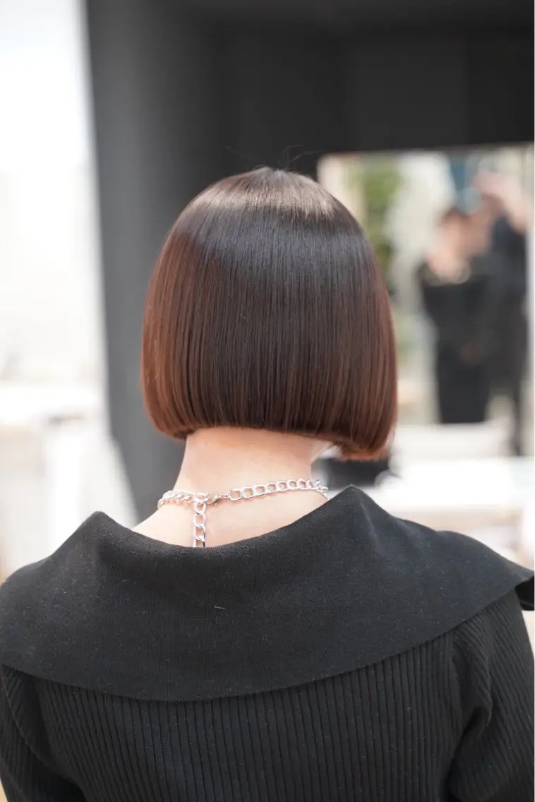 ショート 西山 凜のヘアスタイル