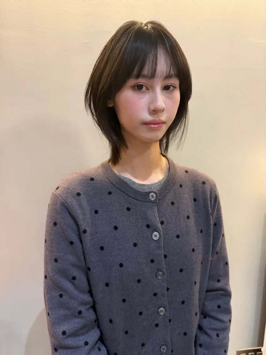 ミディアム ボブレイヤー ボブ レイヤーカット レイヤーカット\ウル フ　chinatsuのヘアスタイル