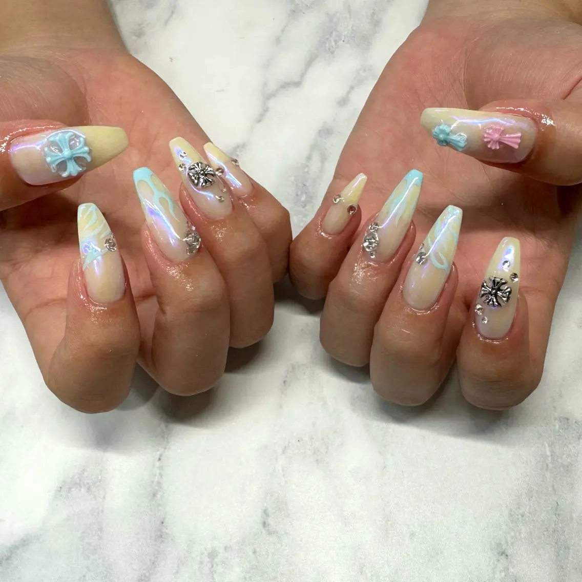 ネイル ハンドネイル Bianca浦和🎀 渋谷のネイルデザイン