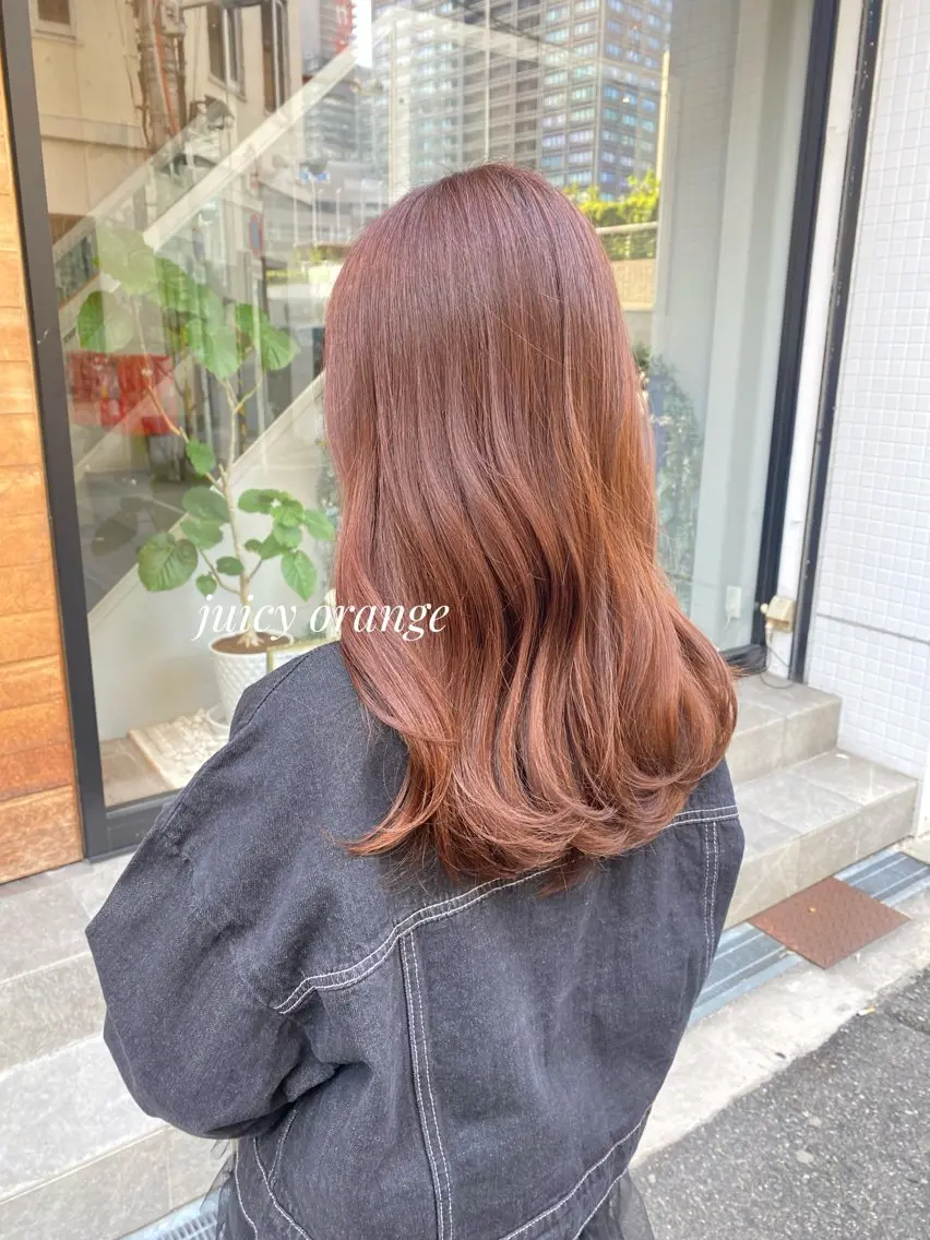 ロング カラー ブリーチ ブリーチなしカラー オレンジ YUKA🐻❄️ 🎀当日予約ok/のヘアスタイル