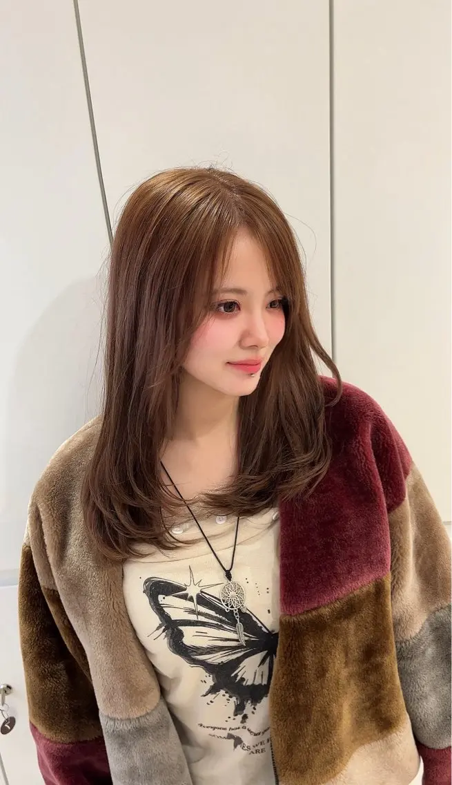 セミロング けいし🐬ボブ 美髪縮毛矯正のヘアスタイル