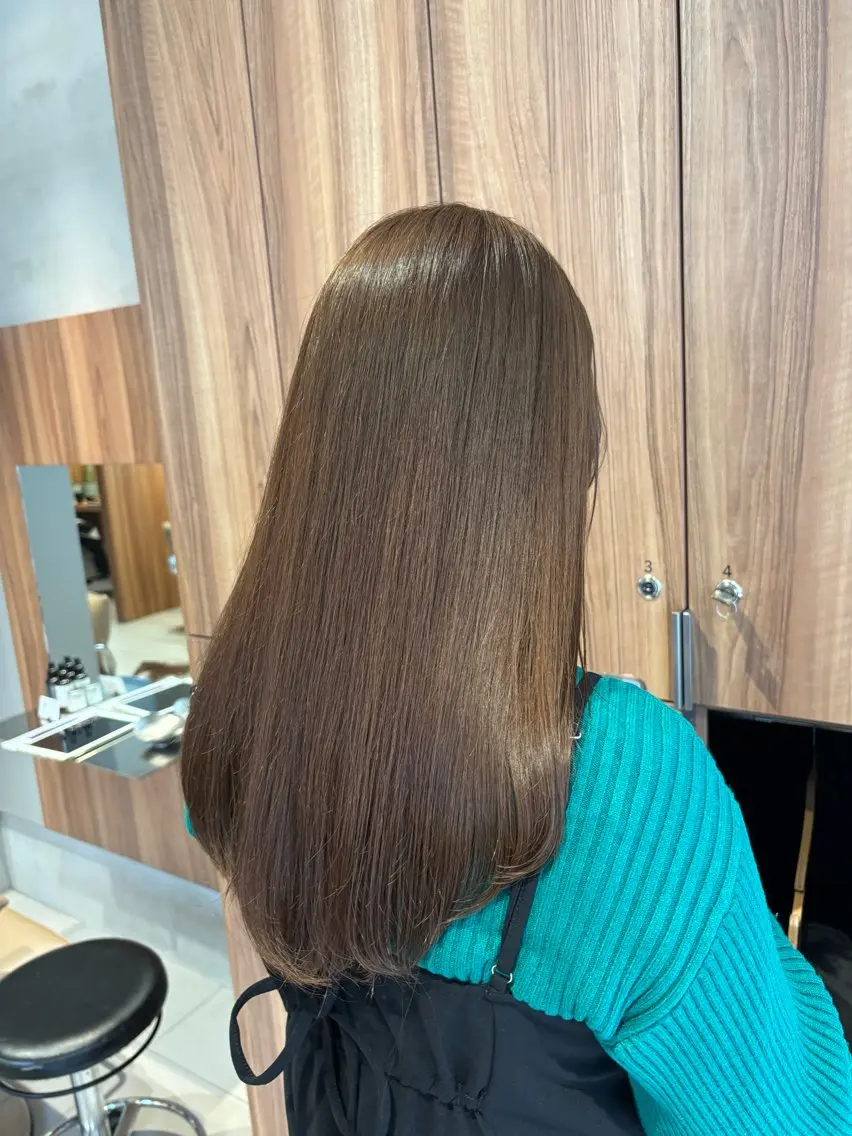 カラー ブリーチ ダブルカラー ブリーチなしカラー ヘアカラー 🫒🫒ブリーチなし 艶カラー🫒ヤマシロのヘアスタイル