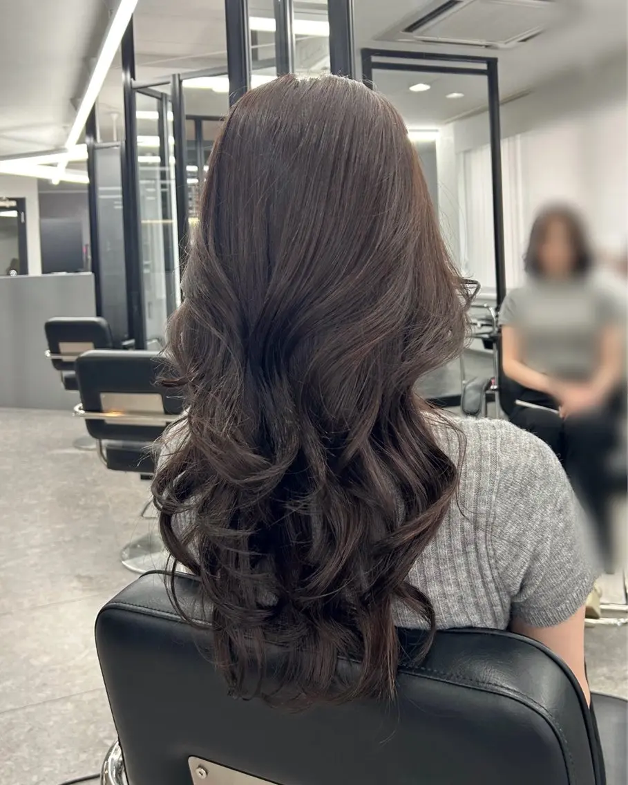 セミロング カラー ダブルカラー グレージュ レイヤーカット nanaka 🤍韓国ワンホンヘアのヘアスタイル