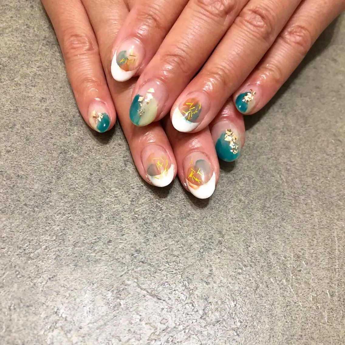 ネイル フレンチネイル ニュアンスネイル ハンドネイル thrush nailsのネイルデザイン