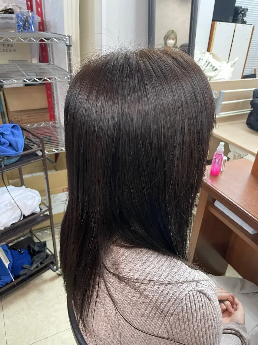 ロング カラー 🌈透明感カラー 韓国 ミライ🇰🇷のヘアスタイル
