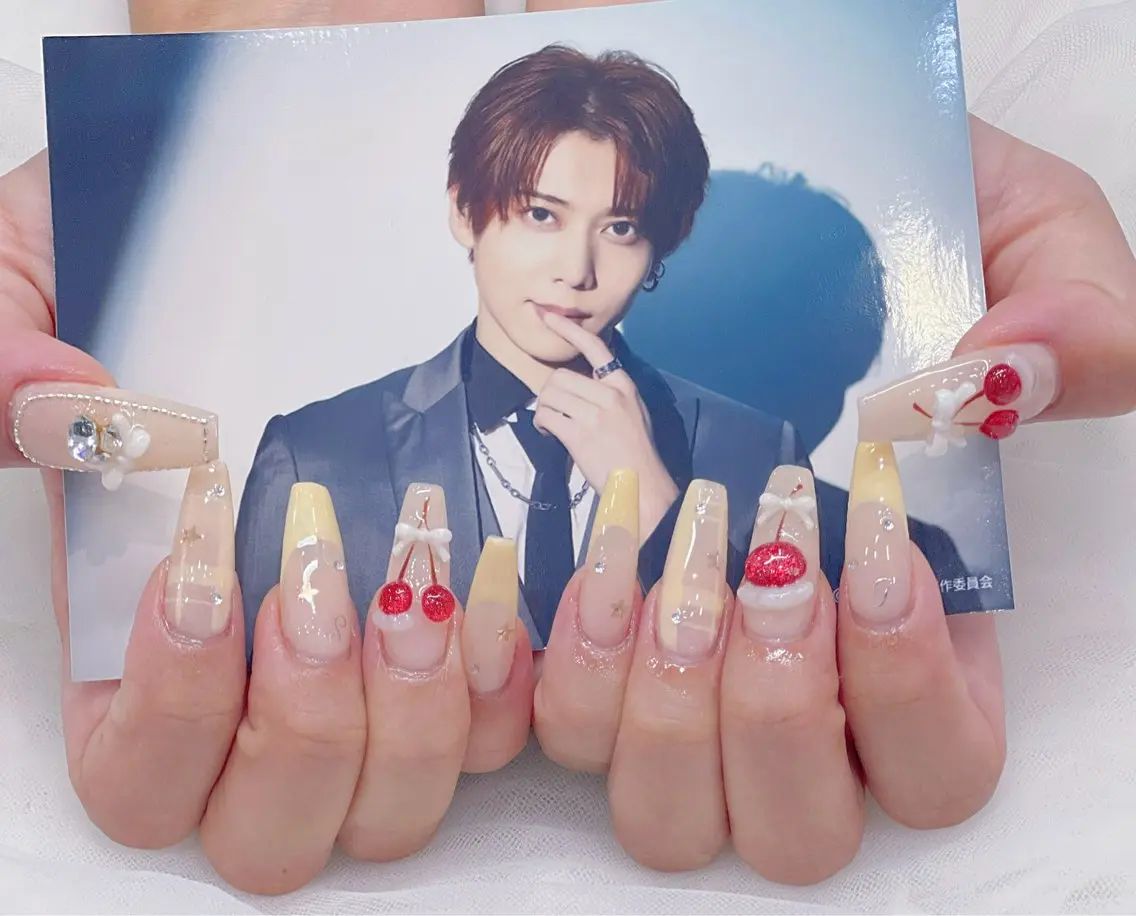ネイル アートネイル オーロラネイル チークネイル 長さ出し フットネイル Miya _nailのネイルデザイン