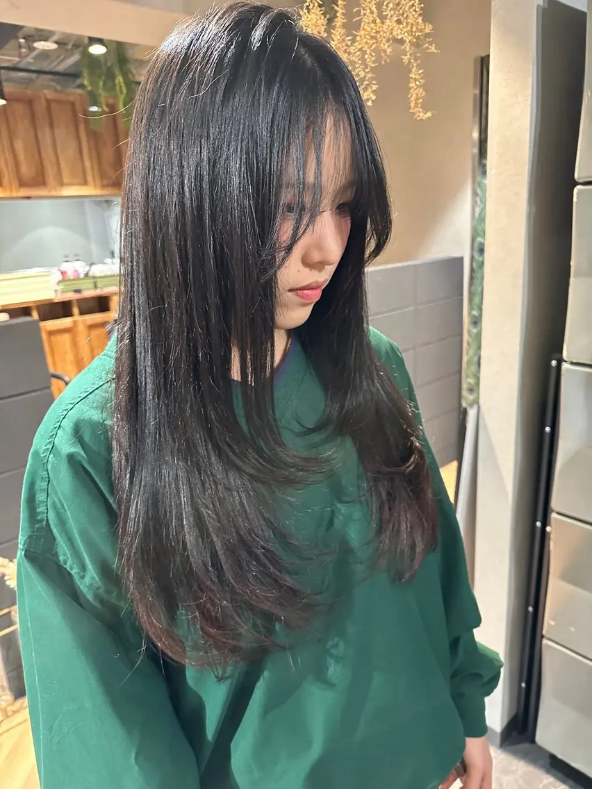 ロング 顔周りカット ハイライト 髪質改善 レイヤーカット 縮毛矯正 カット レイヤーブリーチ特化 ホワイト専門/岸のヘアスタイル