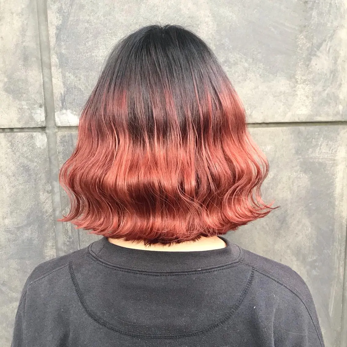 ショート カラー ブリーチ グラデーションカラー オレンジ タンバルモリ ムルギョル巻き K-POP好き美容師 🇰🇷Kai.Yのヘアスタイル