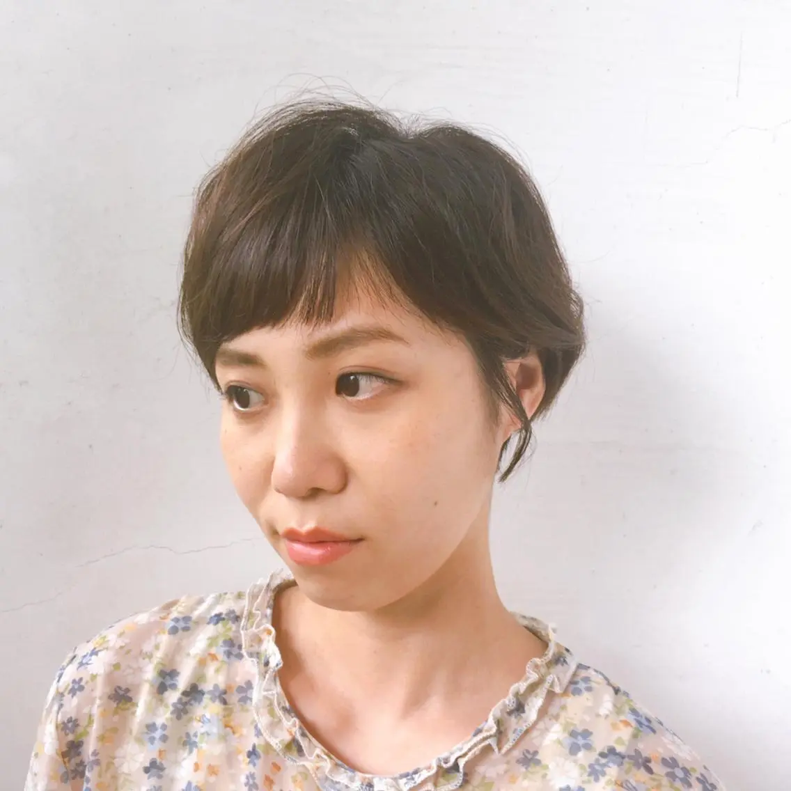 ショート カラー オリーブカラー ショートヘア 小酒井 智洋のヘアスタイル