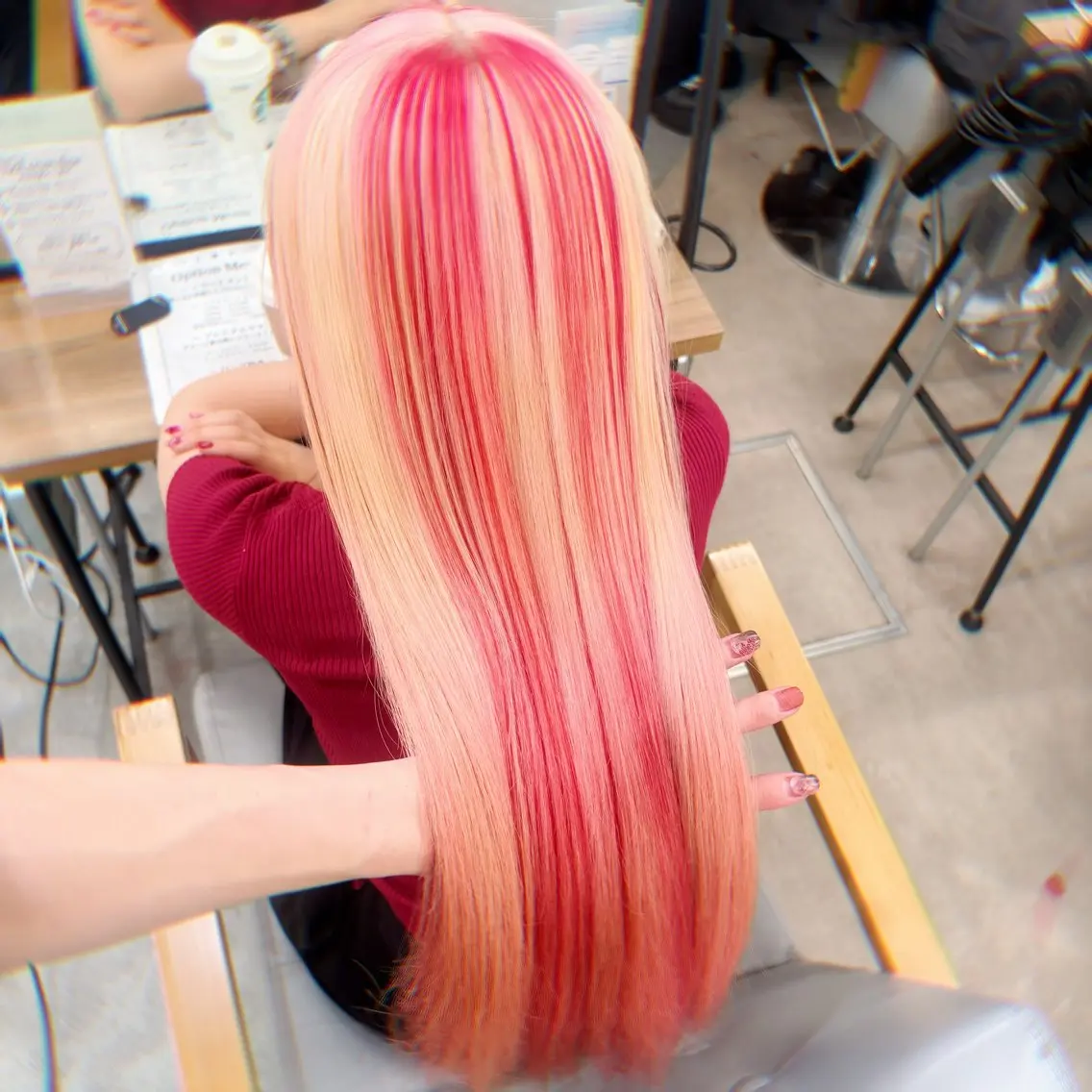 ロング カラー ハイトーン/レイヤー しゅーたのヘアスタイル